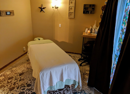 Country Massage Logo