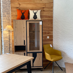 Photo n°8 de Aravis Meubles à Demi-Quartier (Magasin de meubles)