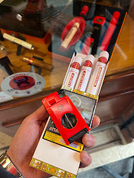 Photo n°13 de Civette de la Bastille - Cigares - Tabac -Vape à Paris (Boutique de cadeaux)