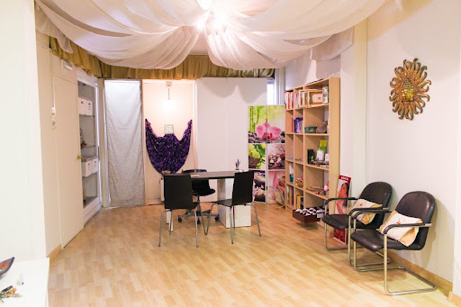 Centro Satya de Masaje, Yoga, Pilates y Sanacion - Torremolinos - Thumbnail