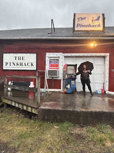 The Pinshack - Visual