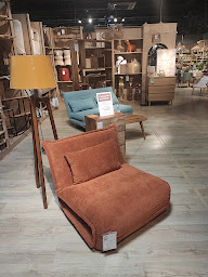 Photo n°8 de Maisons du Monde à Pusey (Magasin de canapés)