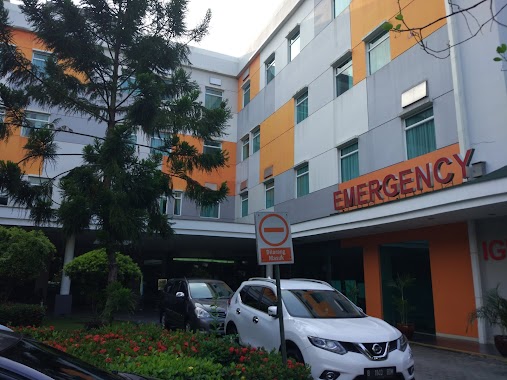 St. Carolus Hospital Serpong Summarecon, Author: Gunawan Tjhin