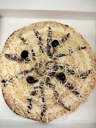 Photo n°2 de La piz' distributeur de pizzas à Arue (Pizzas à emporter)