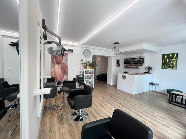 Opinie o Fabryka Fryzur Adam Kowalski - fryzjer stylista fryzur - w Olsztyn - Salon fryzjerski