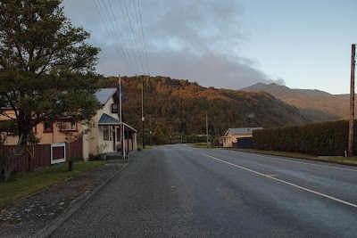 Photos of Brunnerton Lodge and Backpackers