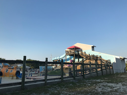 Neptunes Galley Snack Bar - Thumbnail
