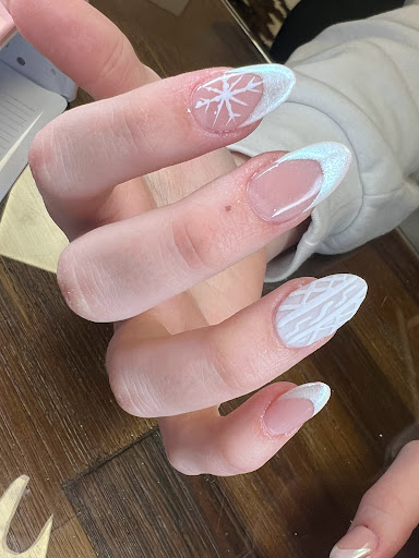 Glow Nails - Visual