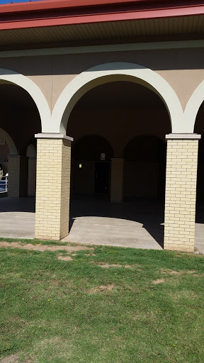 Dining Facility - Thumbnail