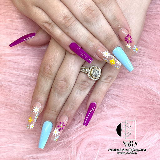 Chloe Nails - Thumbnail