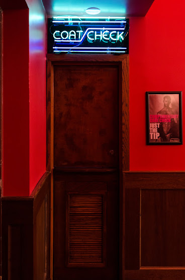 Lucky Horseshoe Lounge by null