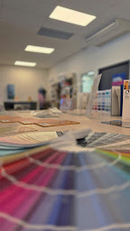 Photo n°14 de DELZONGLE COULEURS & DÉCORATION - ALBI à Albi (Magasin de papiers peints)