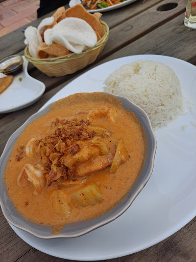 Farncombe Yammie’s Thai Kitchen - Thumbnail