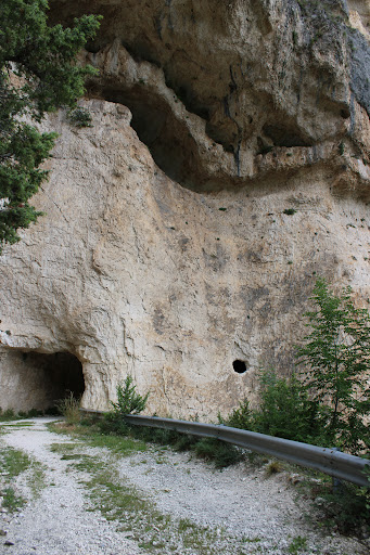 Galleria nella roccia Gallery - Italy