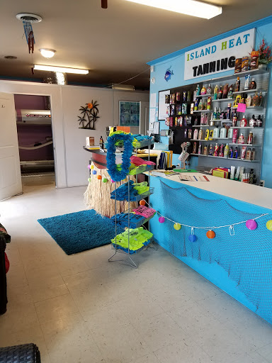 Indulgence Tanning - Visual