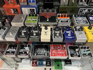 Photo n°30 de Diapason Music à Narbonne (Luthier)