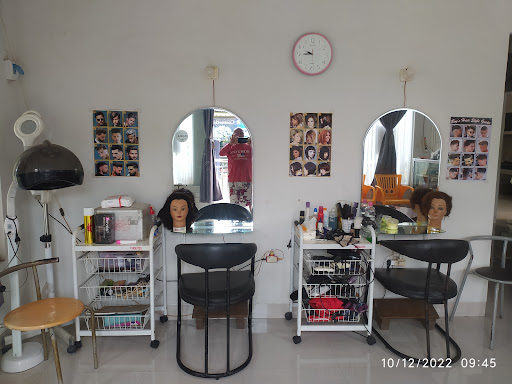 LIN'S SALON