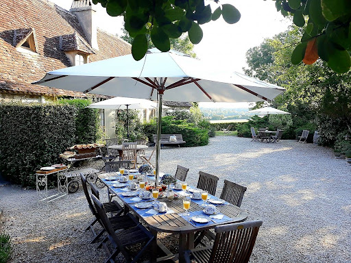 Photo de Clos des Charmes - Luxury Cottage à Beaumont-du-Périgord (24440)