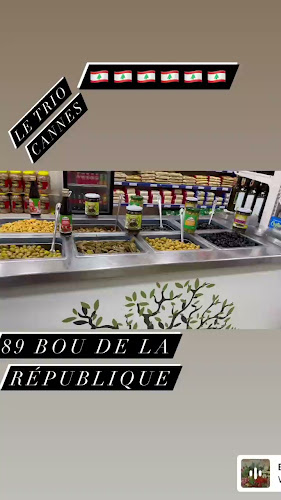 Le Trio International Market