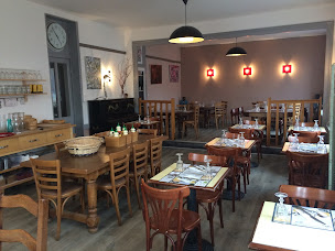 Photo n°10 de Café des Voyageurs - Bistrot Jardin à Le Gua (Bistro)