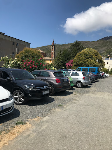 Parcheggio | Località Albero d'Oro