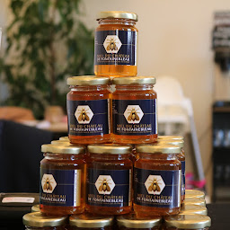 Photo n°1 de NATURABEILLE à Condat-sur-Vézère (Cave à vins)