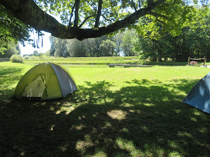 Photo n°6 de Accueil cyclotouristes, tentes et minivans chez l' habitant à Pinas (Terrain de camping)