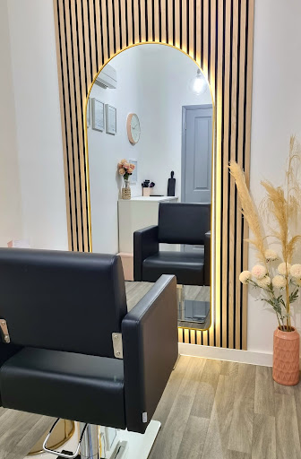 Lorna Rose Hairdressing - Thumbnail