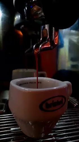 Αξιολογήσεις για το Πέτρινο Café Bar στην Χαλκίδα - Καφετέρια