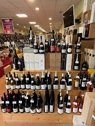 Photo n°24 de Caves Maurin [Montmorot/Lons-le-Saunier] à Montmorot (Cave à vins)