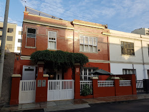 Porta Hostal 8