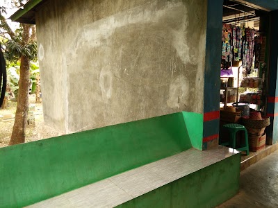 Photos of Toko Aditia