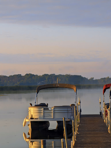 Pontoons on Bald Eagle - Thumbnail