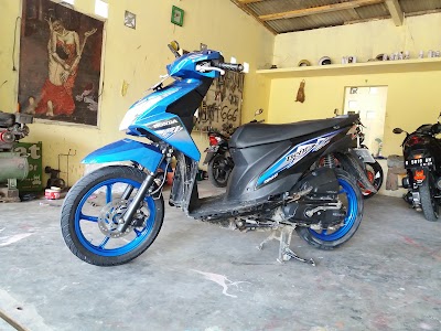 Photos of Cemenk Paint