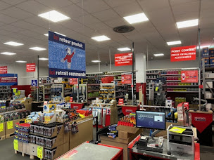 Photo n°31 de Carter-Cash Thiais à Thiais (Magasin de pièces pour voitures de course)