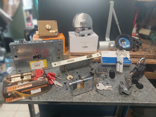 Παπούτσι & Κλειδί - Νέα Ιωνία