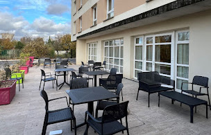 Photo n°5 de Clinique Les Buissonnets - emeis à Olivet (Clinique spécialisée)