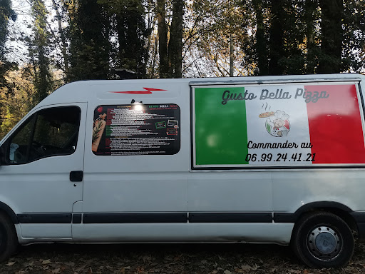 Photo 4 - Gusto Della pizza