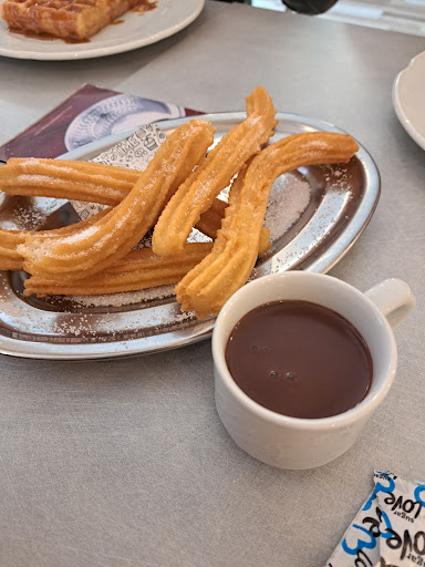 Xurreria - Xocolateria - Cafeteria "El Capricho" - Thumbnail