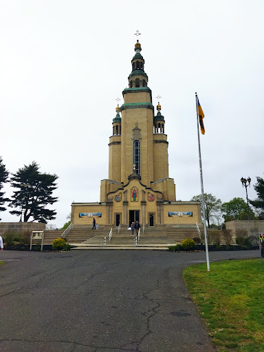 Ukrainian Orthodox Church of the USA Logo