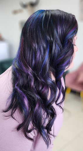 Hildebrand Hair at Wild Roots - Thumbnail
