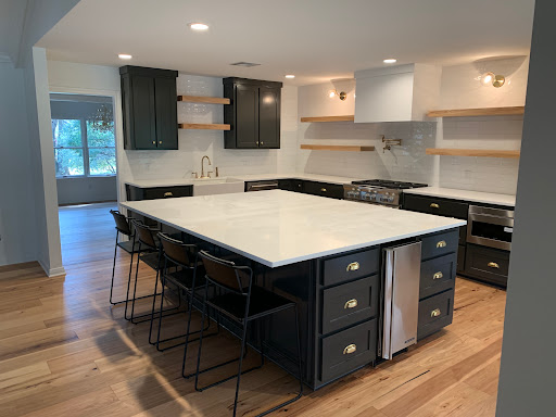 Herrera Custom Cabinets - Visual