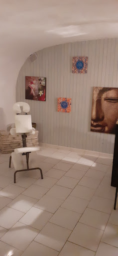 Inard Jessie, Soin Energétique Reiki, Massage sur Chaise Ergonomique et Gestion des Emotions