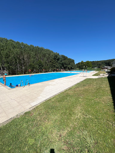 Piscina Municipal Guntin - Thumbnail