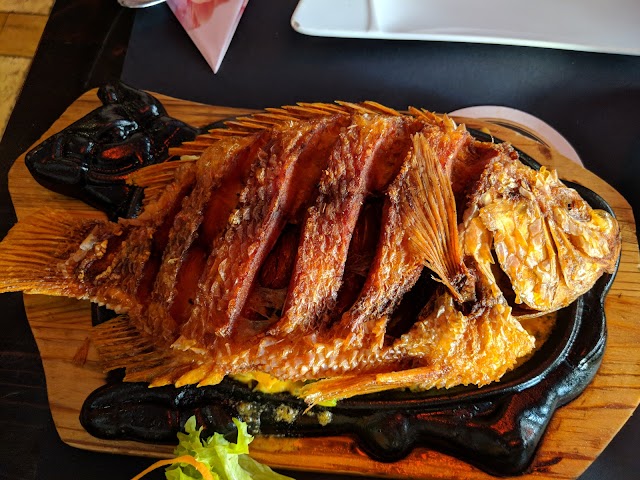 Nhat Long Restaurant