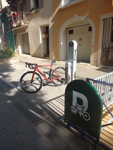 station de gonflage/réparation vélo