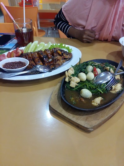 Photos of Golden Resto