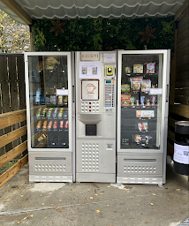 Photo n°1 de Distributeur automatique boisson snack 24/24 à L'Hospitalet-près-l'Andorre (Café à emporter)