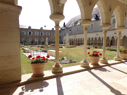 Photo de Maison de Retraite Sainte Elisabeth à Payré (86700)