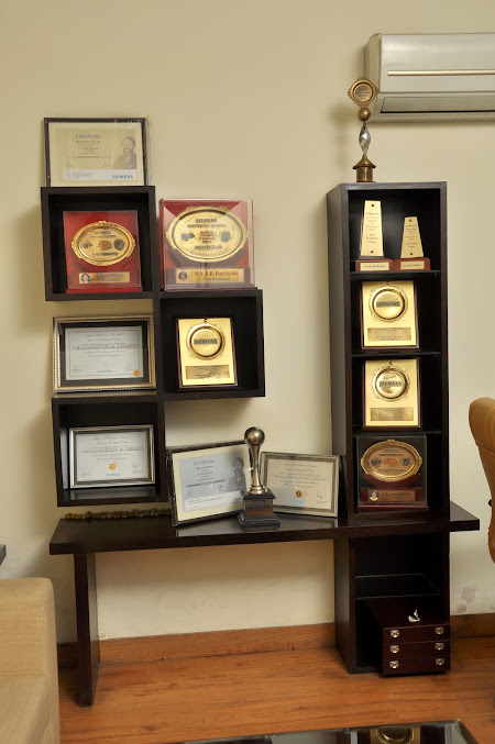 Af1qipoyccgafnlz0kdm Gss6lzypgck8b8iefwumj2r=s677 K No